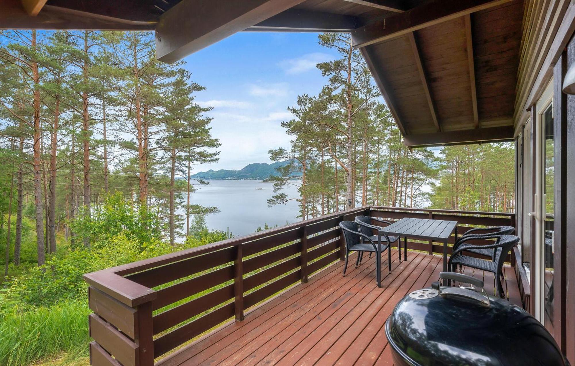 Gorgeous Home In Jorpeland With House Sea View Exterior foto